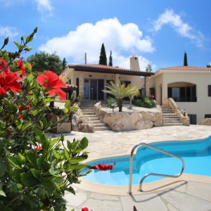 Uninterrupted Sea Views Over Coral Bay